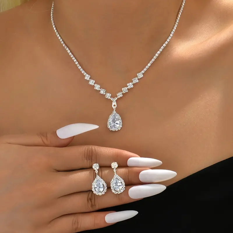Bernet Necklace Set