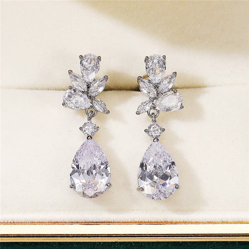 Danye Sparkle Earrings