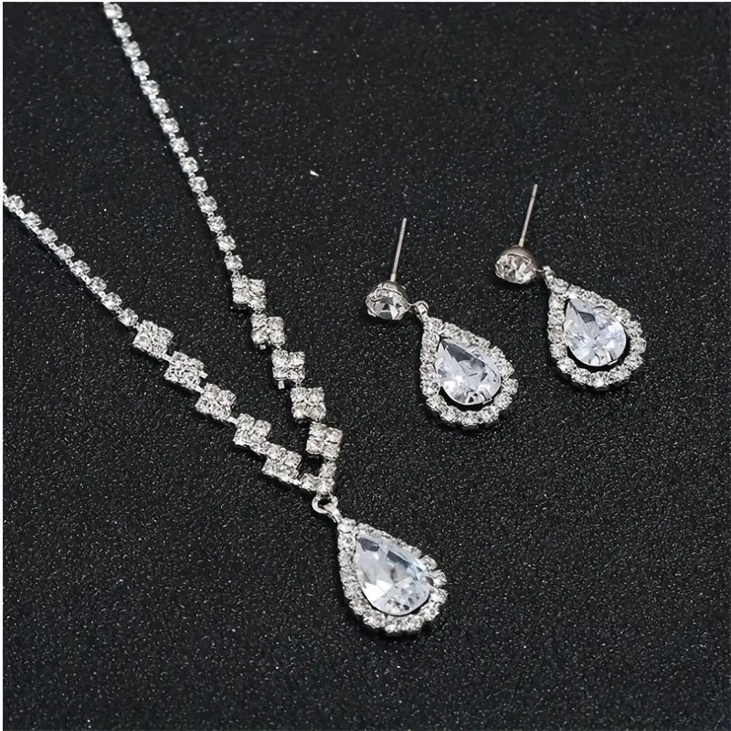 Bernet Necklace Set