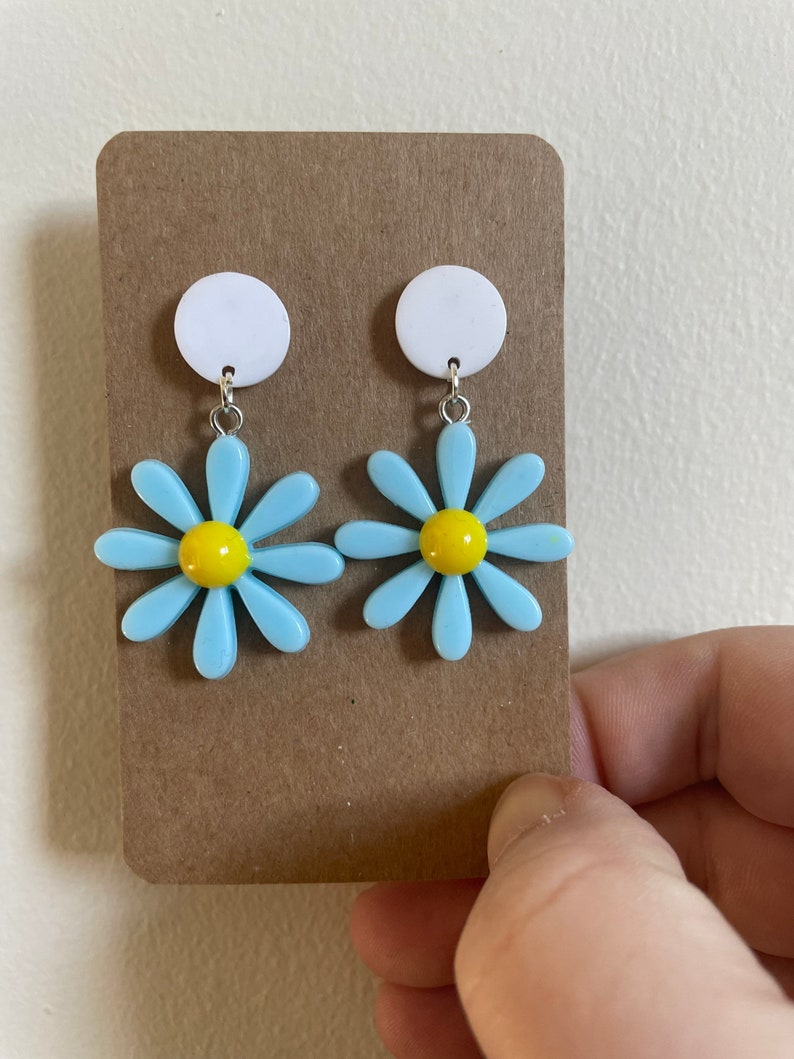 Daisy Flower Earrings