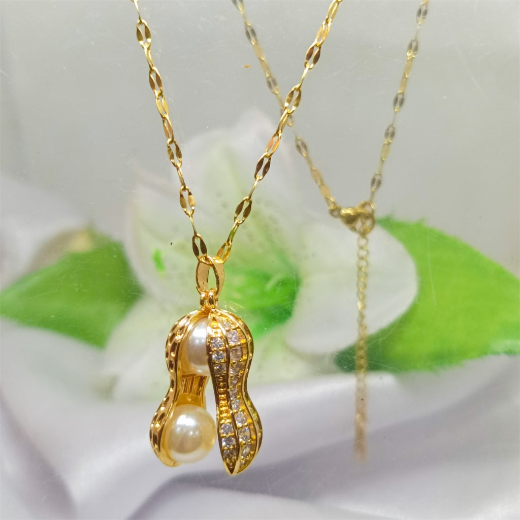 Peanut Necklace