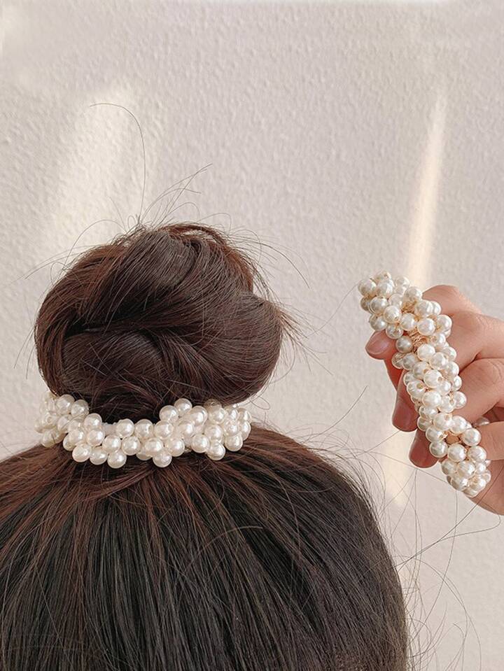 Stacey Pearl Scrunchie