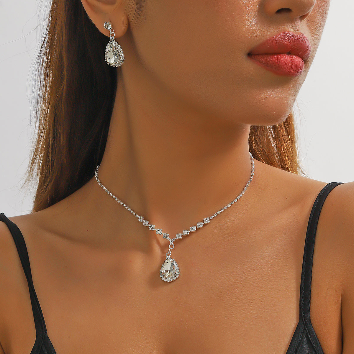 Bernet Necklace Set