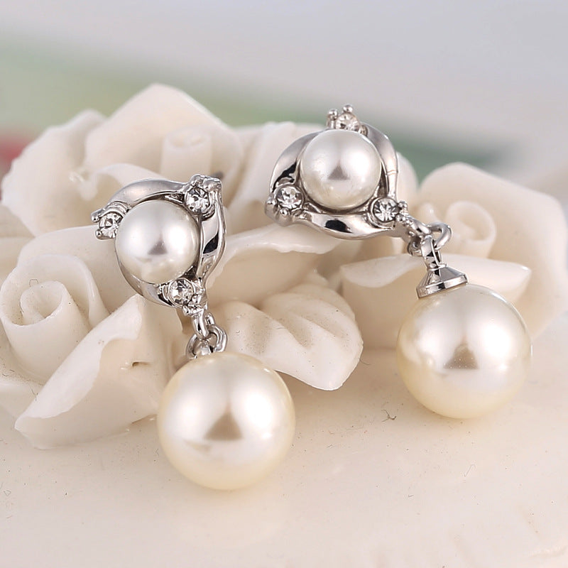 Delysia Pearl Earrings