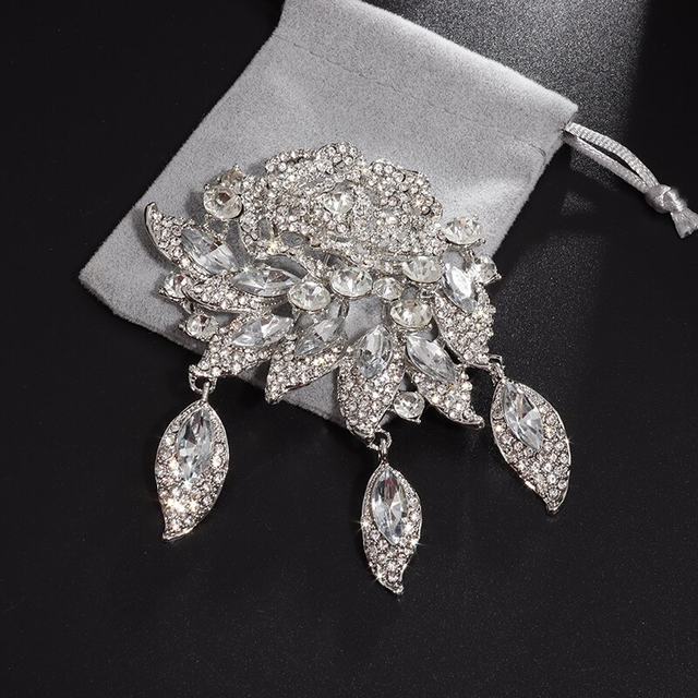 Rosa Rhinestone Brooch