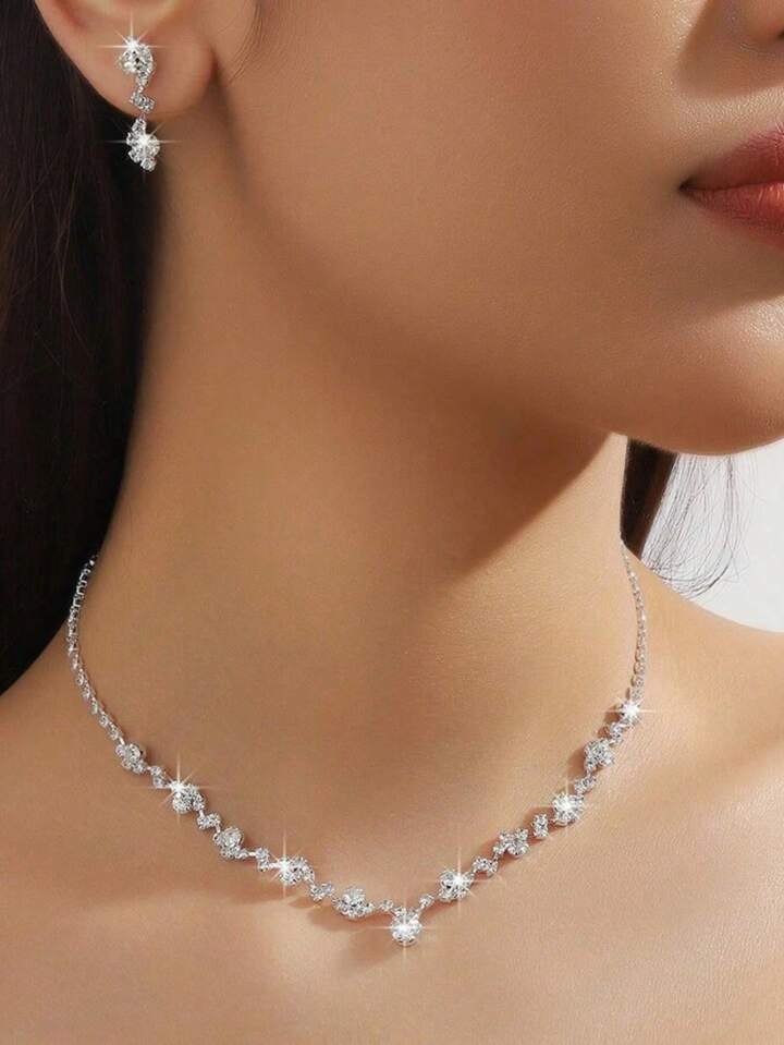 Bernet Necklace Set