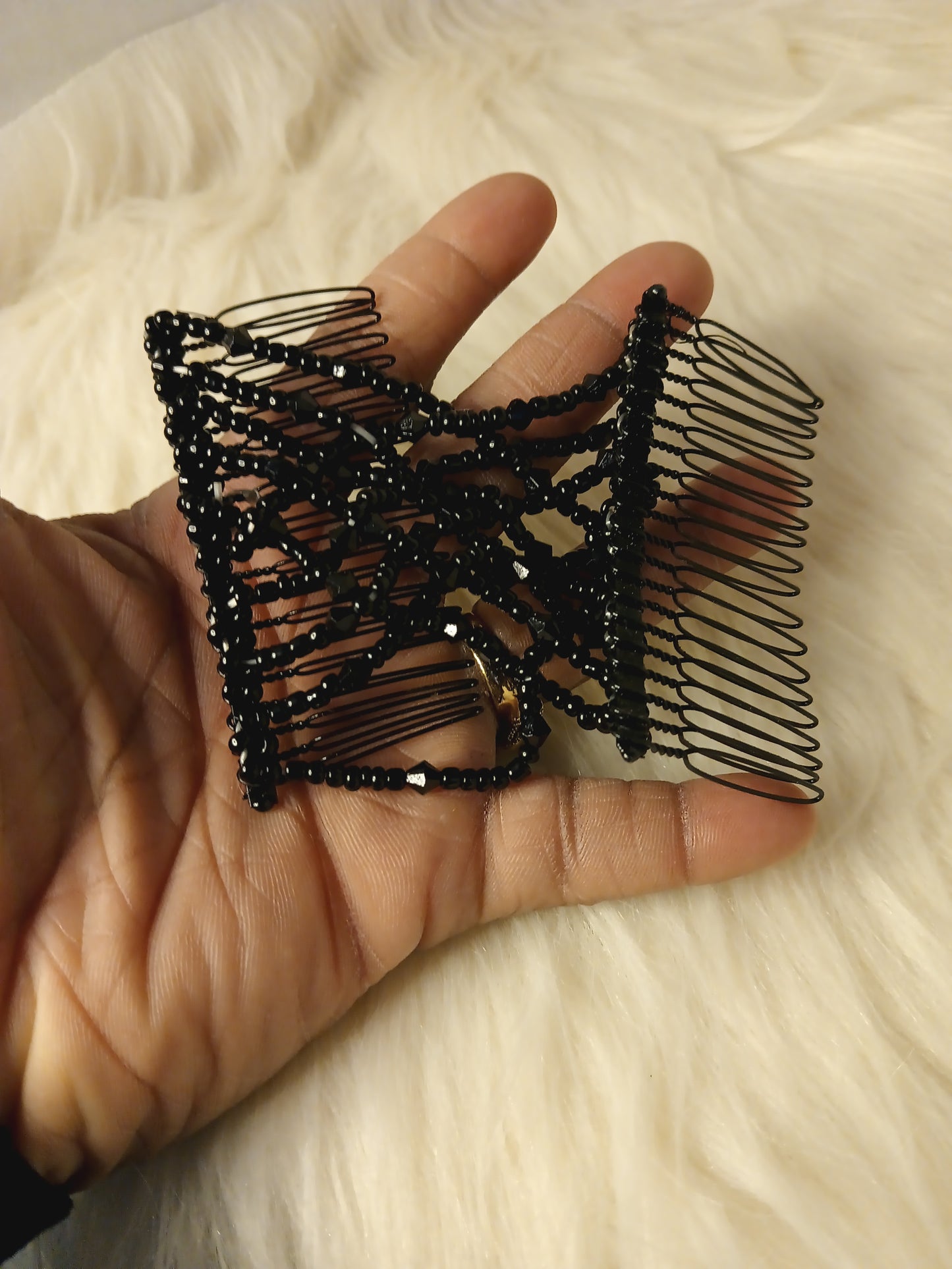 Elaine Elastic Comb Clip