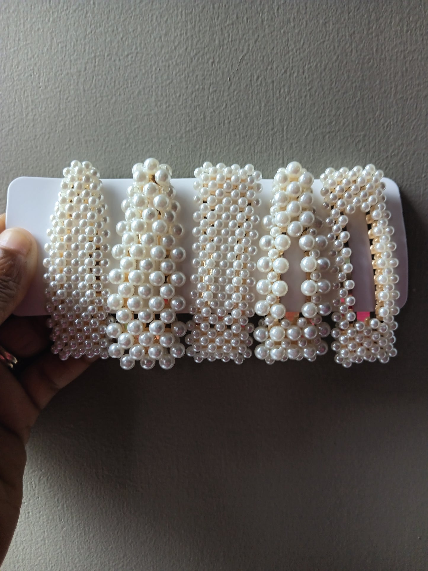 Maddie Pearl Snap Hair Clip.