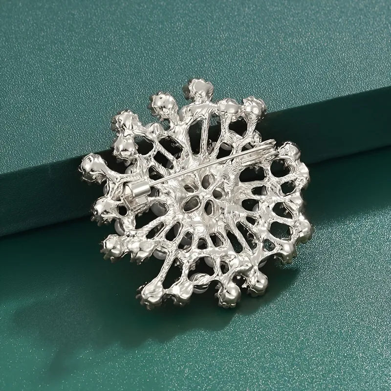 Mollina Pearl Brooch