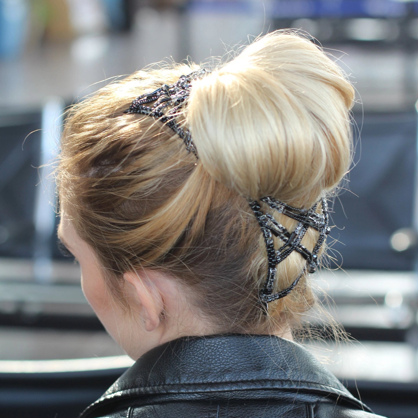 Elaine Elastic Comb Clip