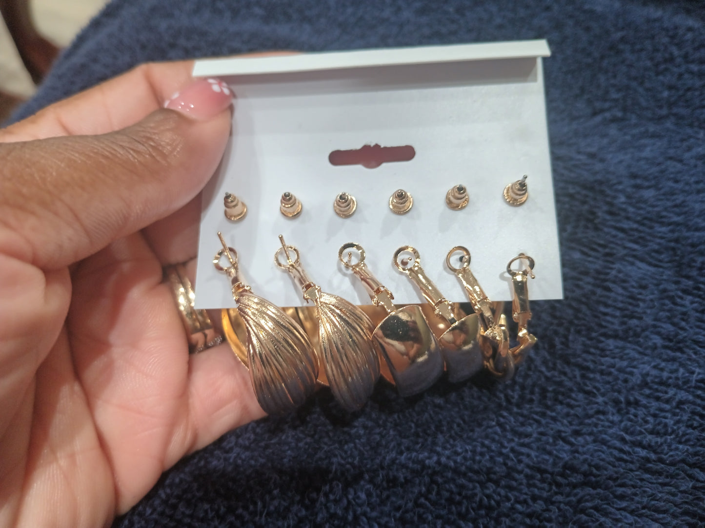 Giliani Gold Earrings Sets