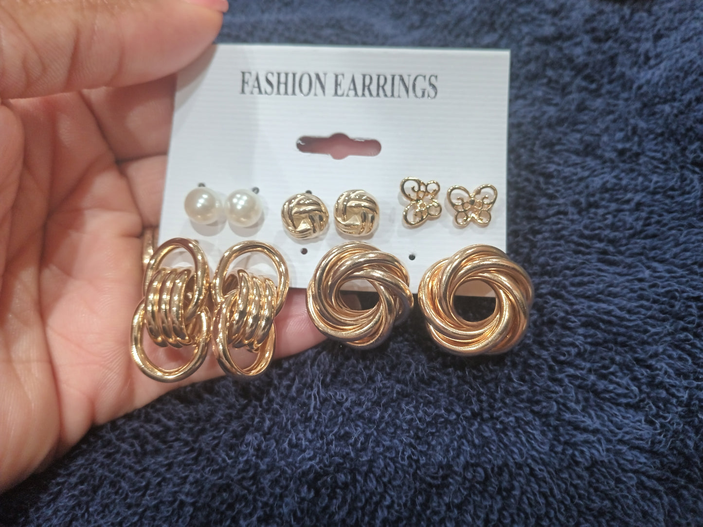 Giliani Gold Earrings Sets