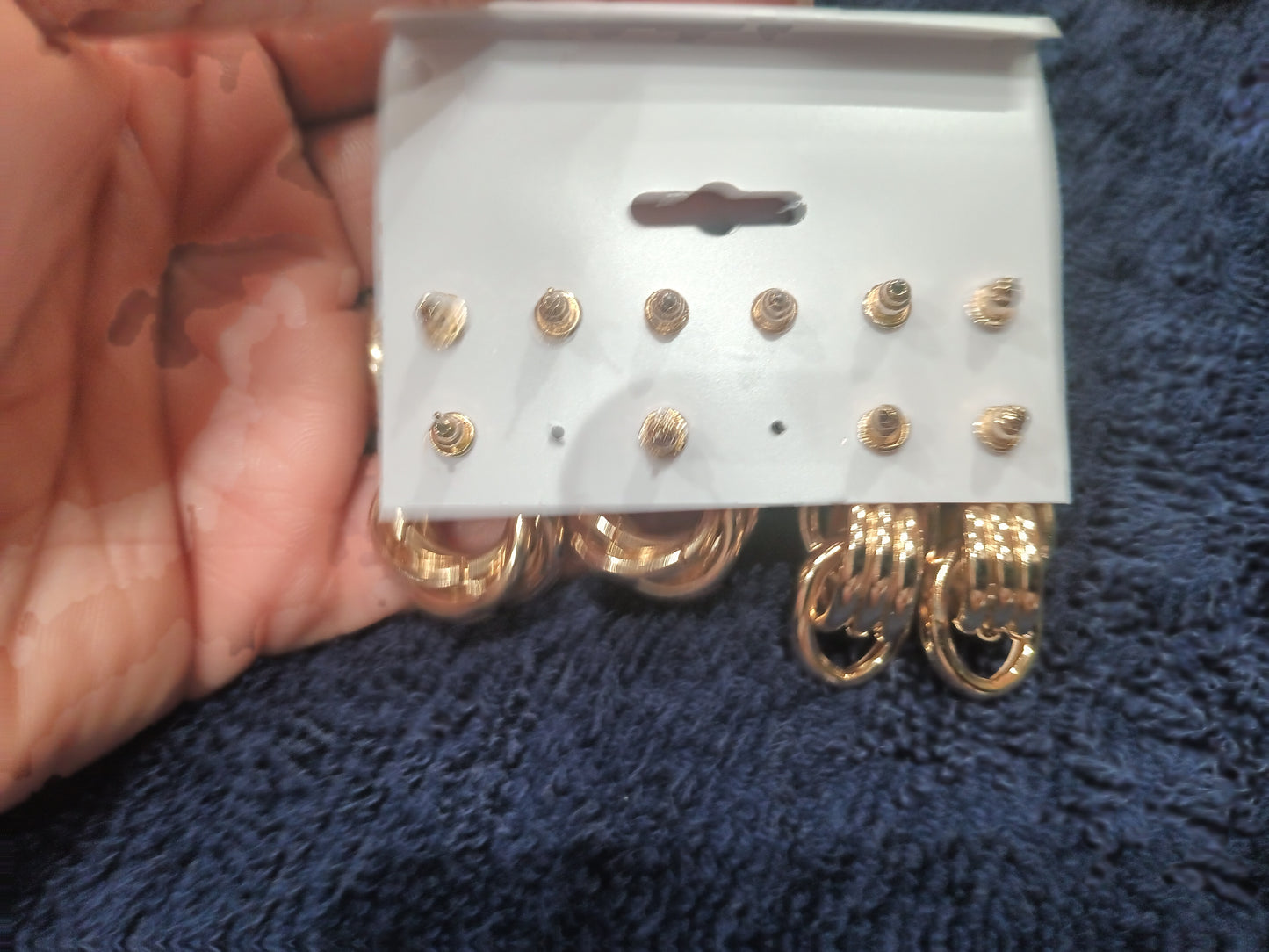 Giliani Gold Earrings Sets