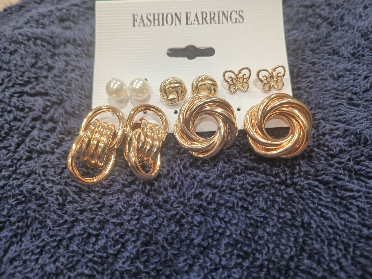 Giliani Gold Earrings Sets