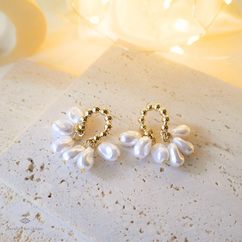 Hallow Pearl Earrings