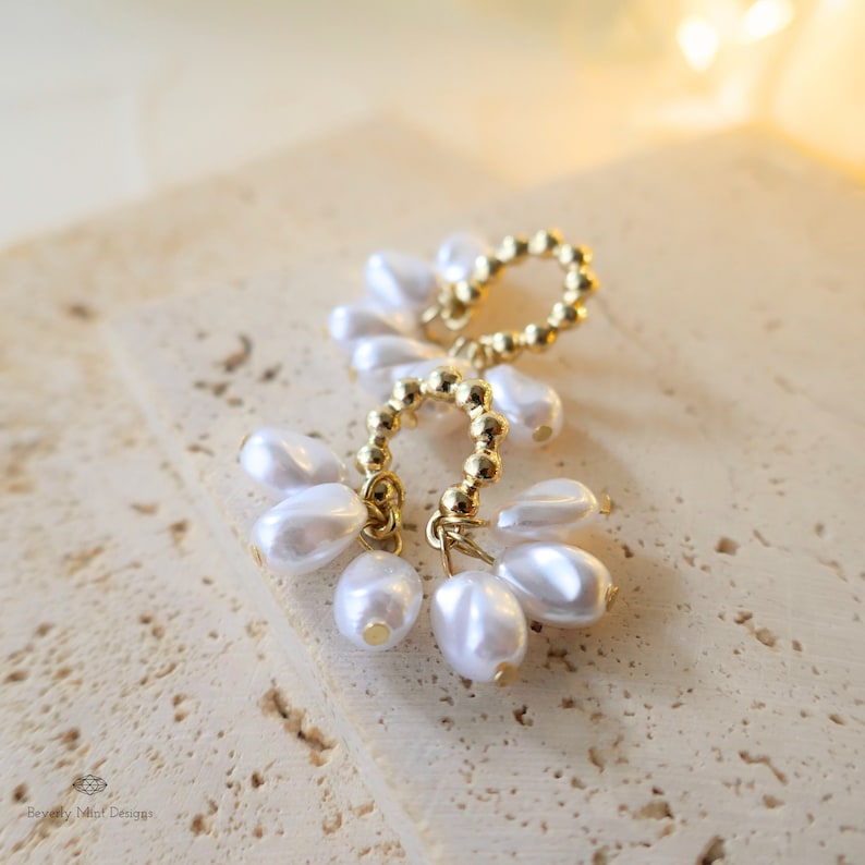 Hallow Pearl Earrings