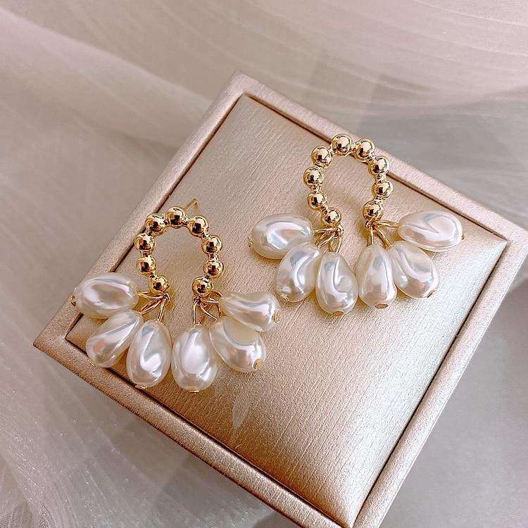 Hallow Pearl Earrings