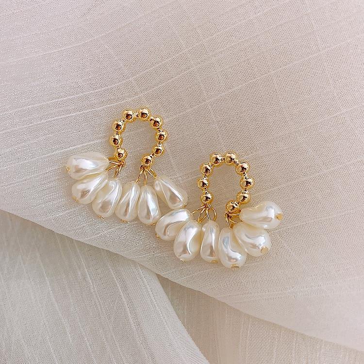 Hallow Pearl Earrings