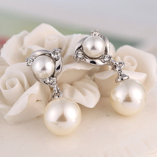 Delysia Pearl Earrings