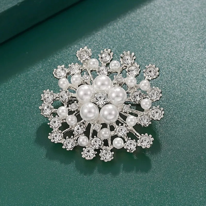 Mollina Pearl Brooch