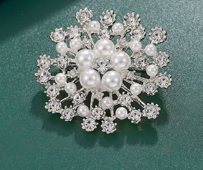 Mollina Pearl Brooch