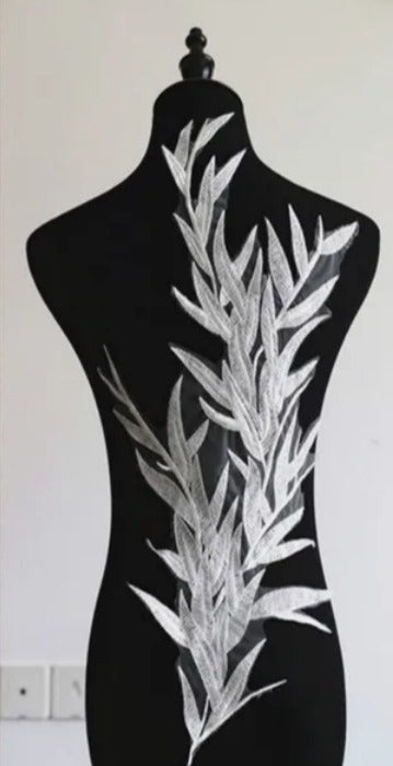 Janael Bamboo Leaf Applique