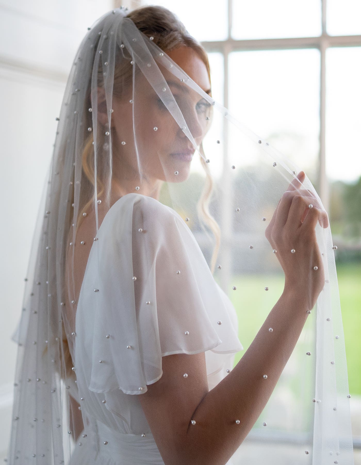 Grace Pearl Veil