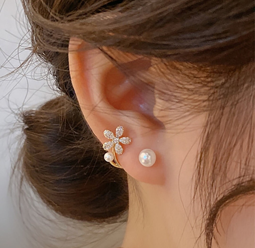 Renina Pearl Stud Earrings