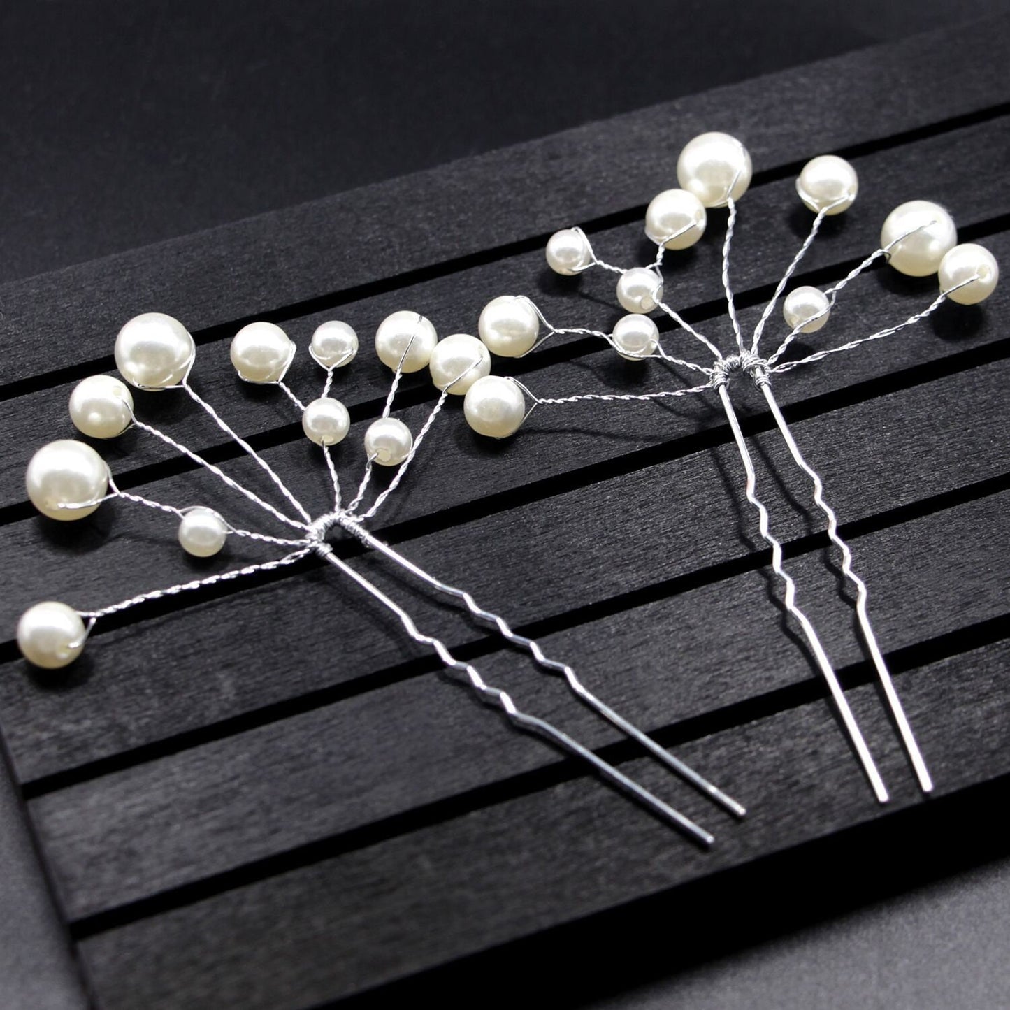 Dixcie Pearl Hair Pin