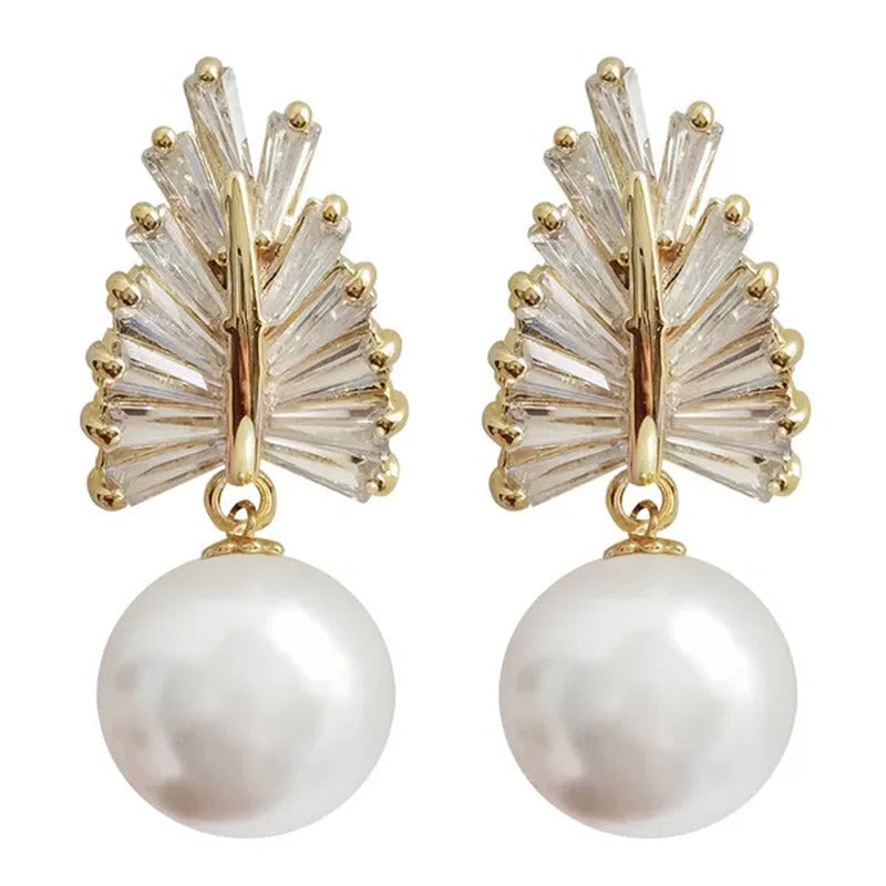 Mellony Crystal Pearl Earrings