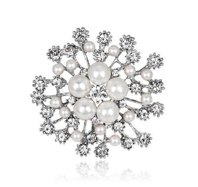 Mollina Pearl Brooch