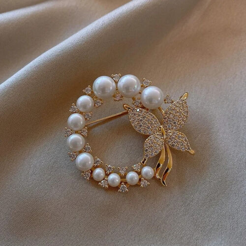 Valrie Pearl Brooch